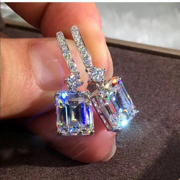 Jewelry - New elegant 925 silver drop earrings for women